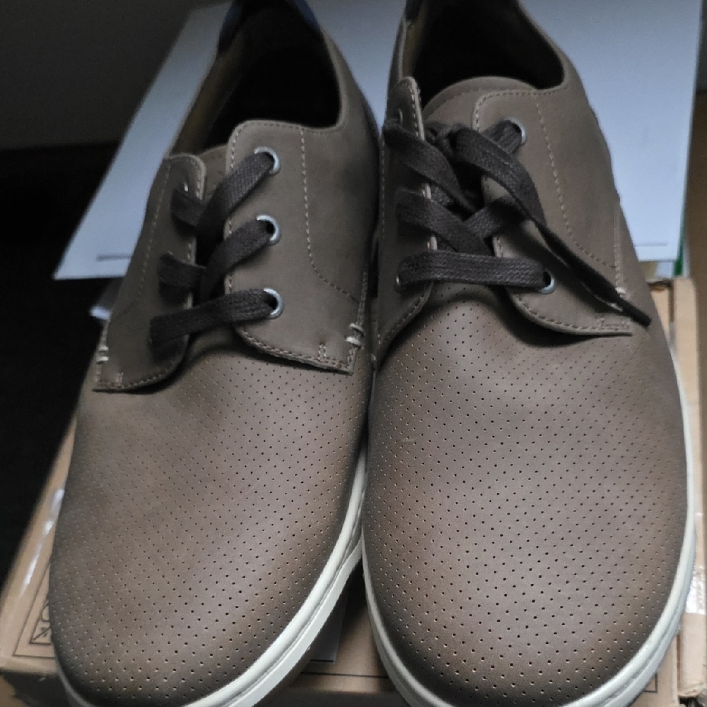 Classic Tan Oxford Shoes for Men